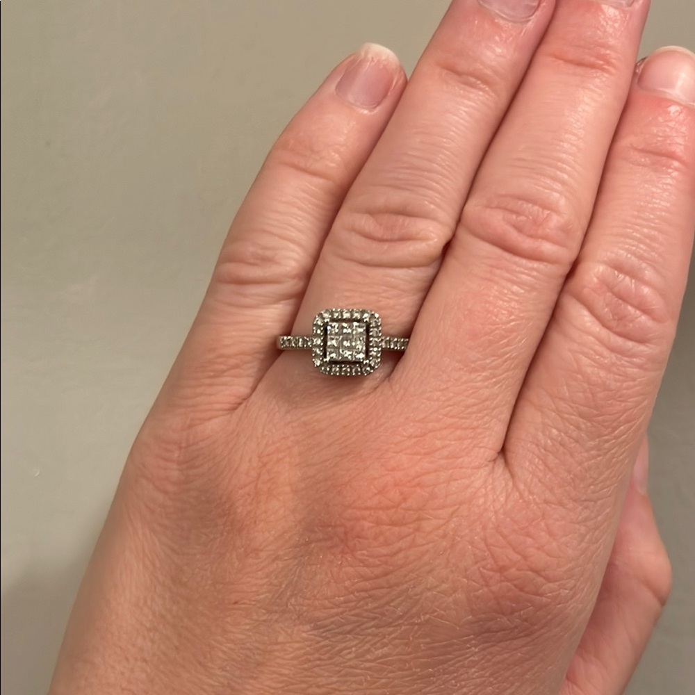 White gold and diamond ring